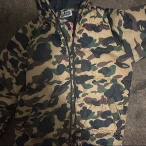 Camouflage Hooded Jacket with Windstopper